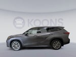 2021 Toyota Highlander Hybrid Platinum