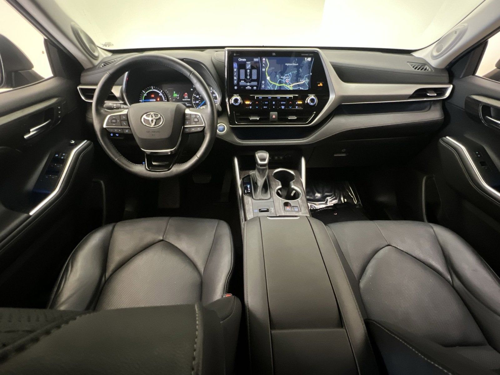 2021 Toyota Highlander Hybrid Platinum