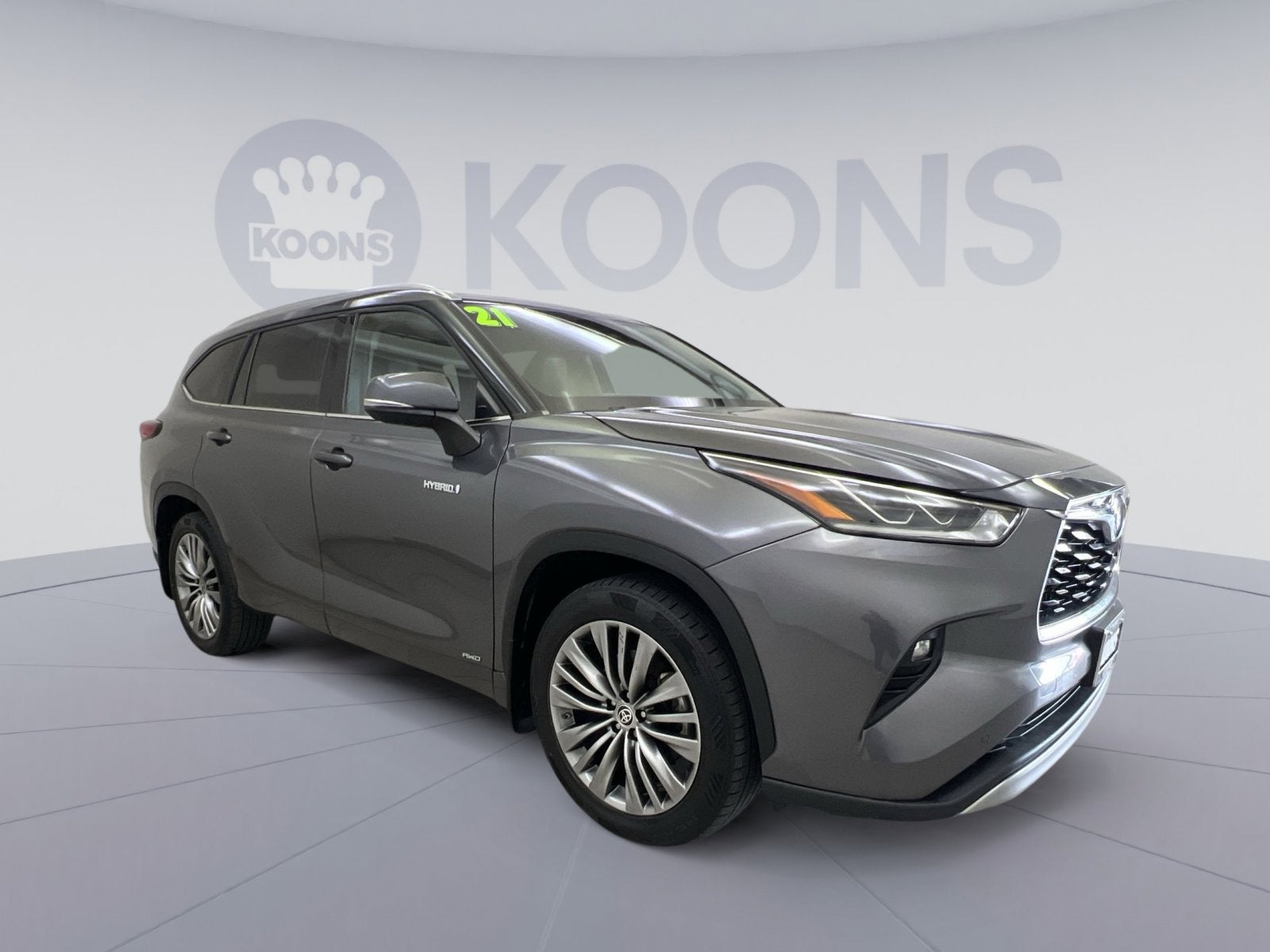 2021 Toyota Highlander Hybrid Platinum