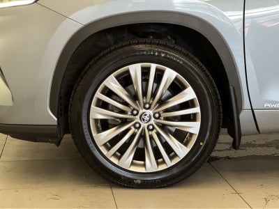 2024 Toyota Highlander Hybrid Platinum