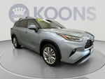 2024 Toyota Highlander Hybrid Platinum