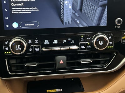 2024 Toyota Highlander Hybrid Platinum
