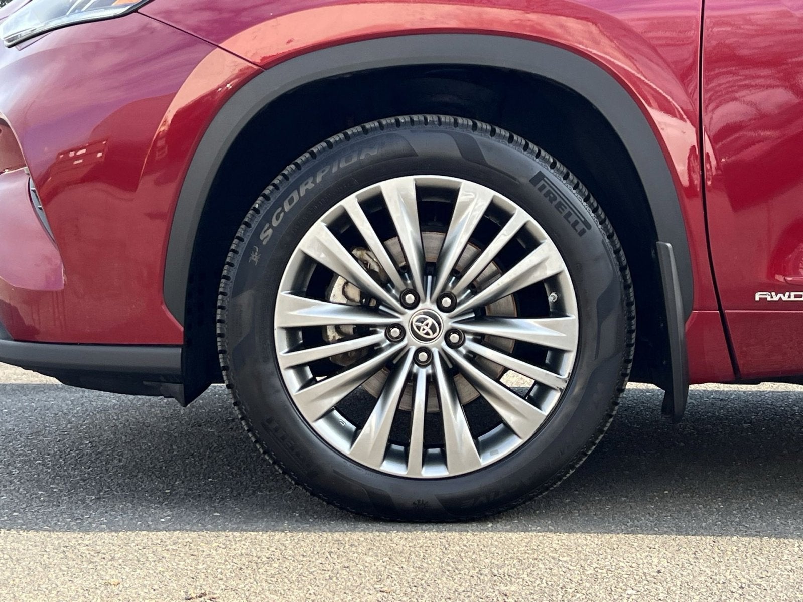 2020 Toyota Highlander Hybrid Platinum