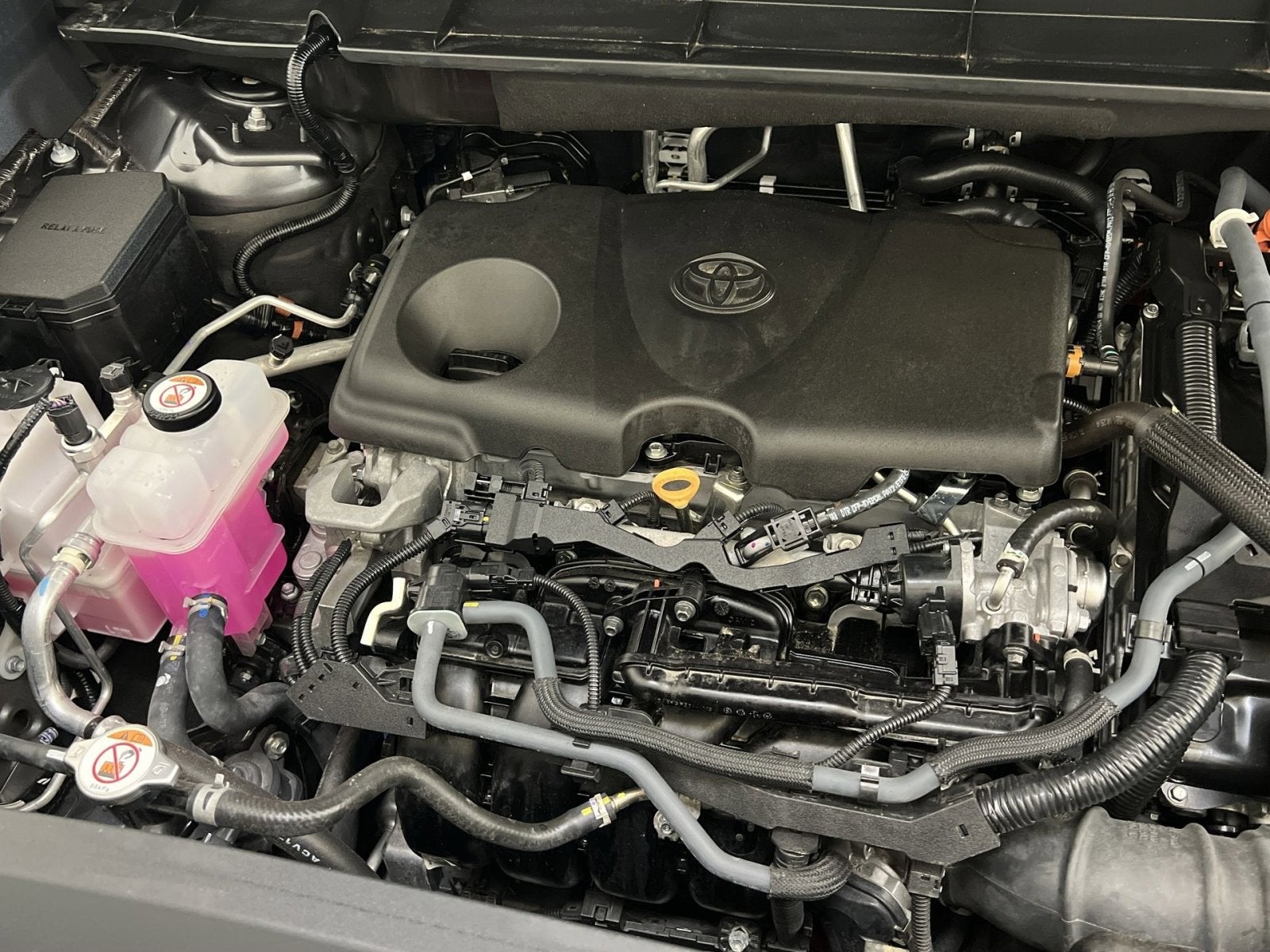 2025 Toyota Highlander Hybrid Platinum