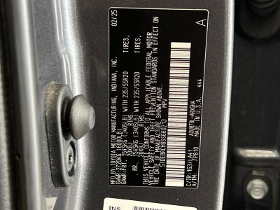 2025 Toyota Highlander Hybrid Platinum