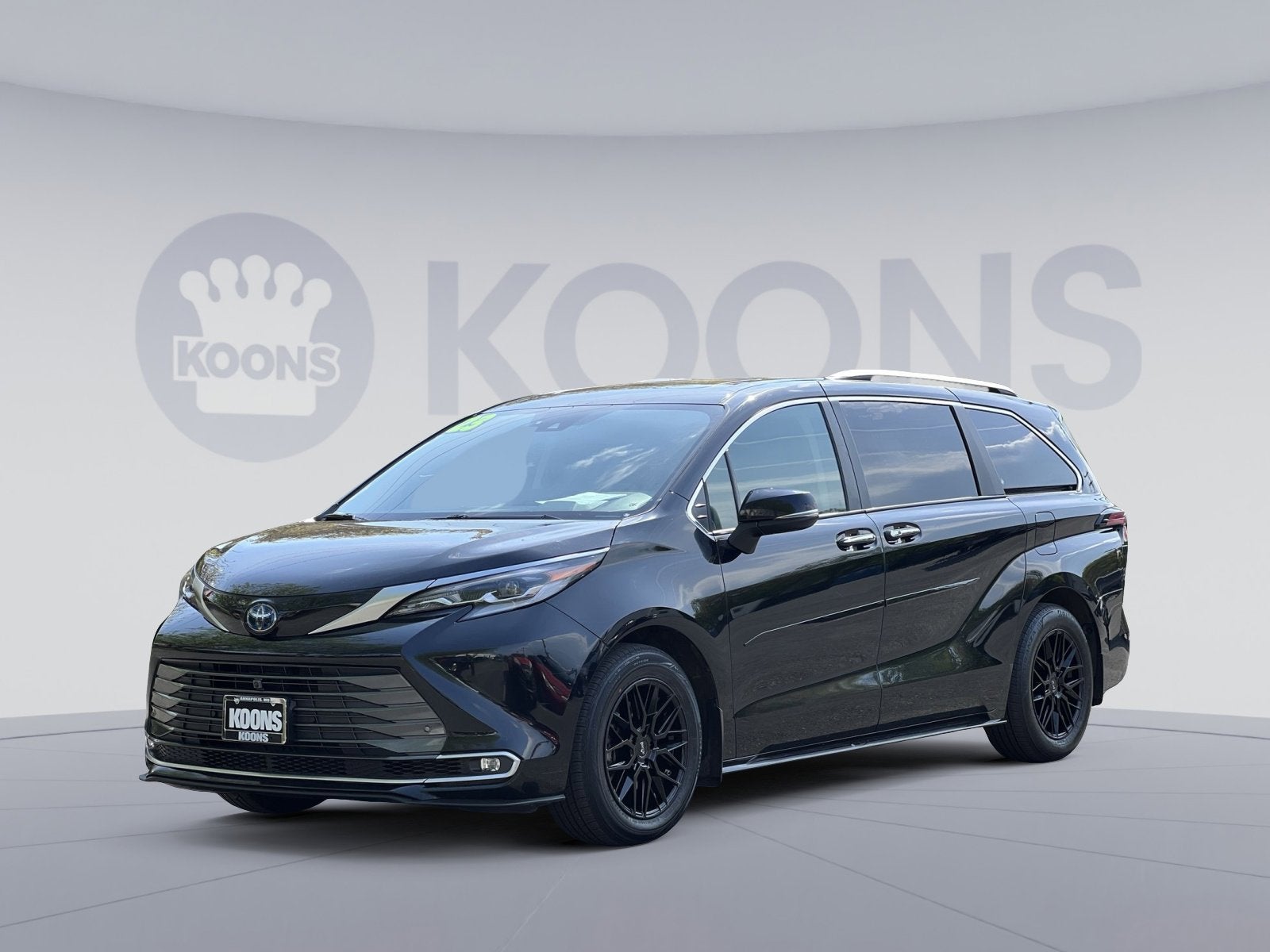 2023 Toyota Sienna Platinum