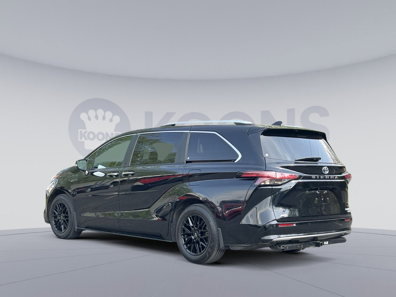 2023 Toyota Sienna Platinum