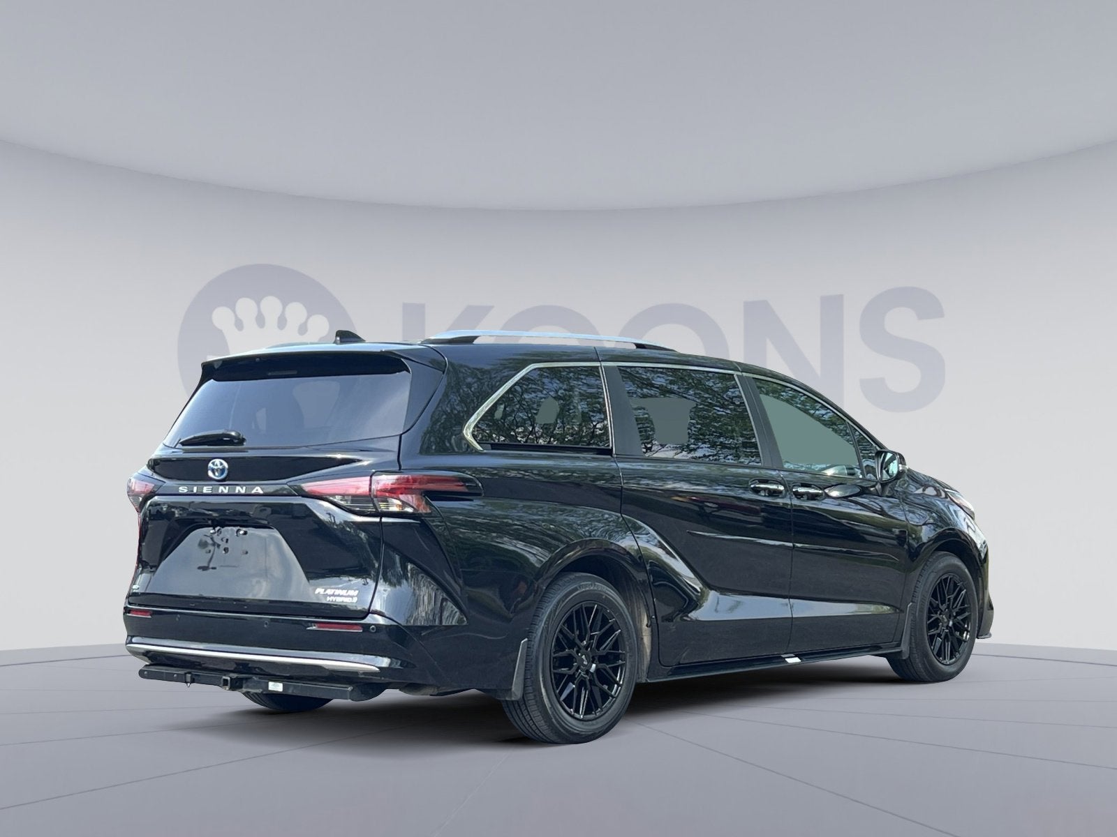 2023 Toyota Sienna Platinum