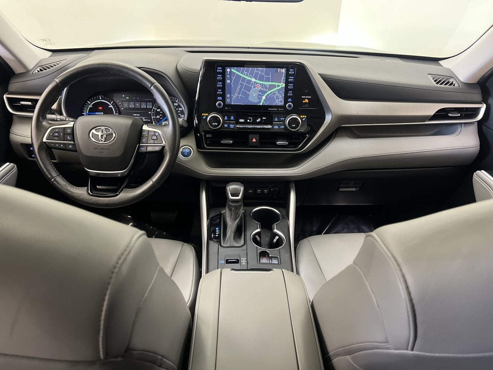 2021 Toyota Highlander Hybrid XLE