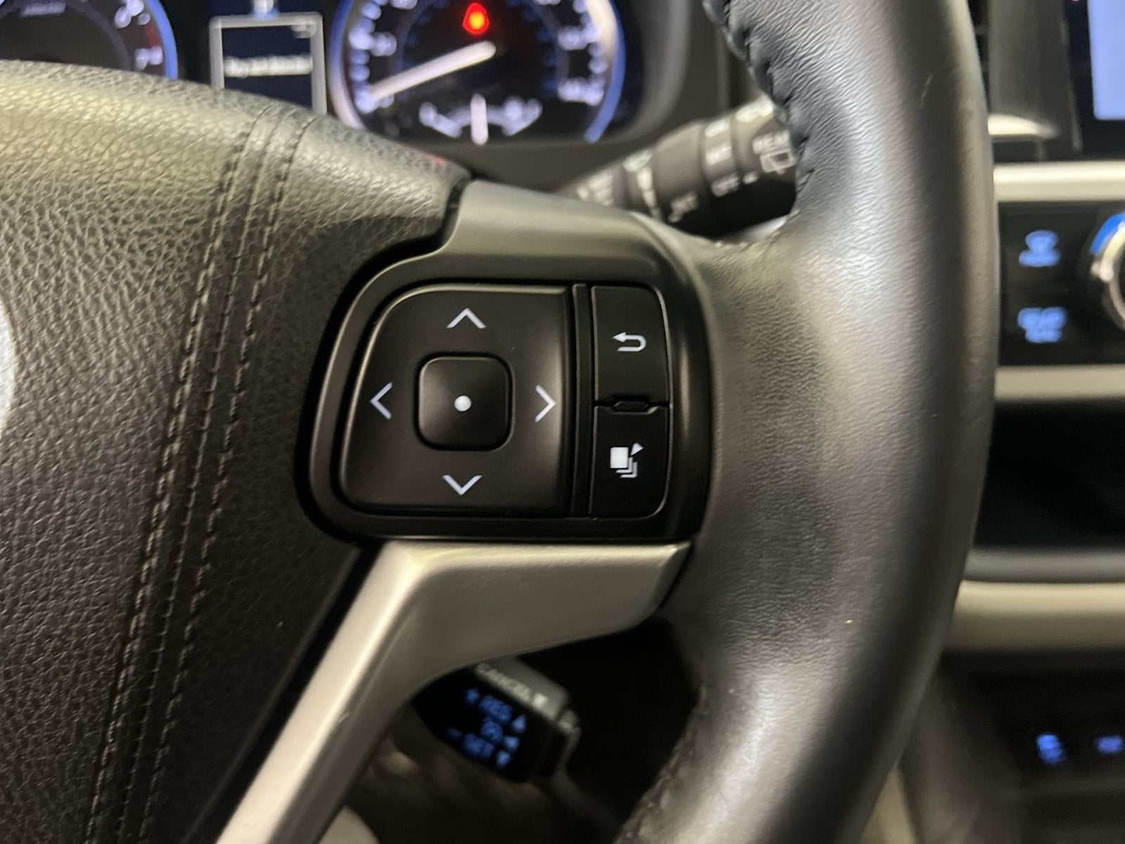 2016 Toyota Highlander XLE V6