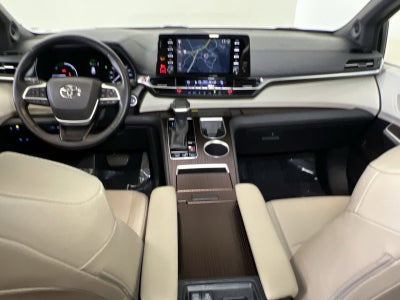 2021 Toyota Sienna XLE