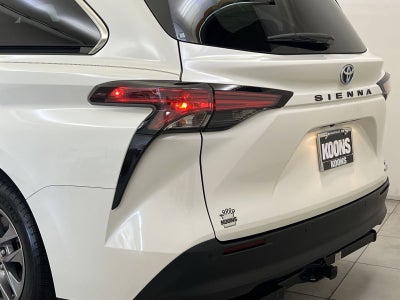 2021 Toyota Sienna XLE