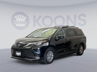 2024 Toyota Sienna XLE