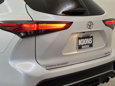 2022 Toyota Highlander XSE