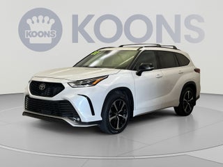 2022 Toyota Highlander XSE