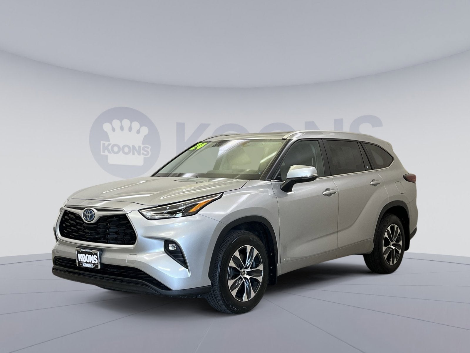 2024 Toyota Highlander Hybrid XLE