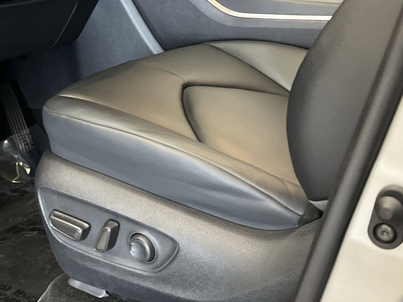 2024 Toyota Highlander Hybrid XLE