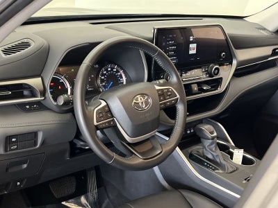 2024 Toyota Highlander Hybrid XLE