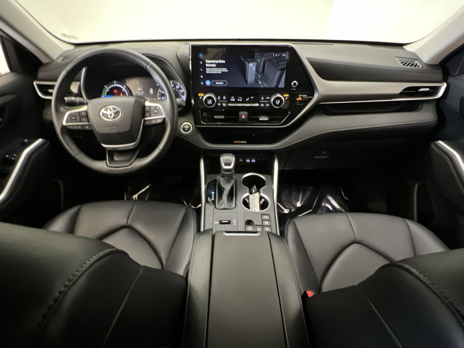 2024 Toyota Highlander Hybrid XLE
