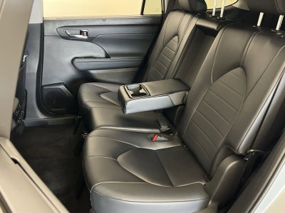 2024 Toyota Highlander Hybrid XLE