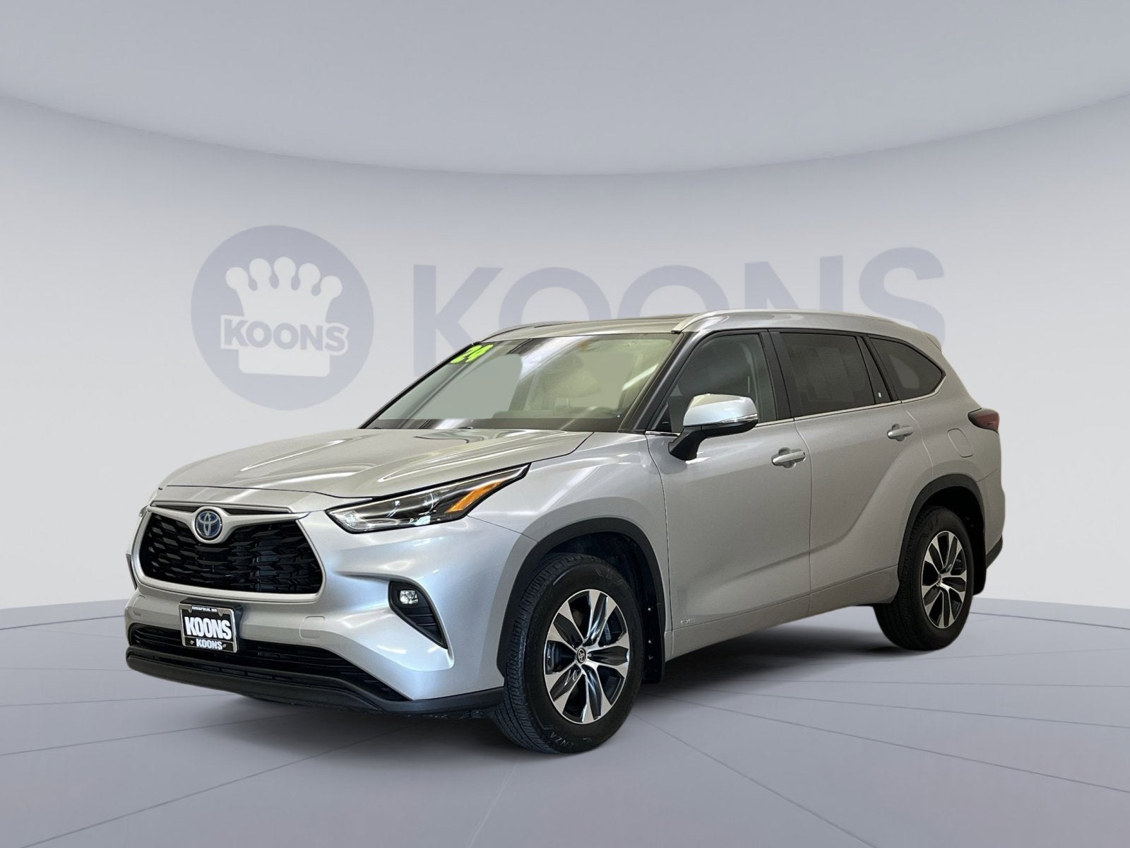 2024 Toyota Highlander Hybrid XLE