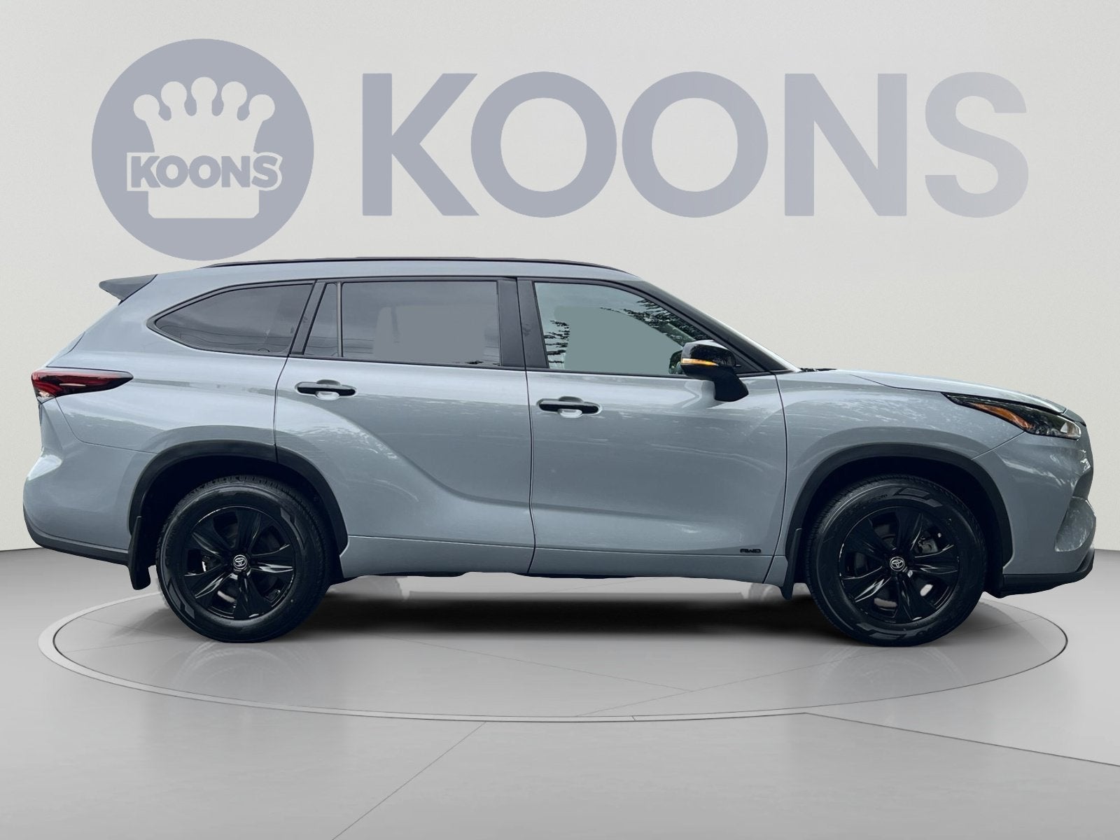2024 Toyota Highlander Hybrid XLE