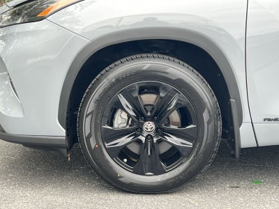 2024 Toyota Highlander Hybrid XLE
