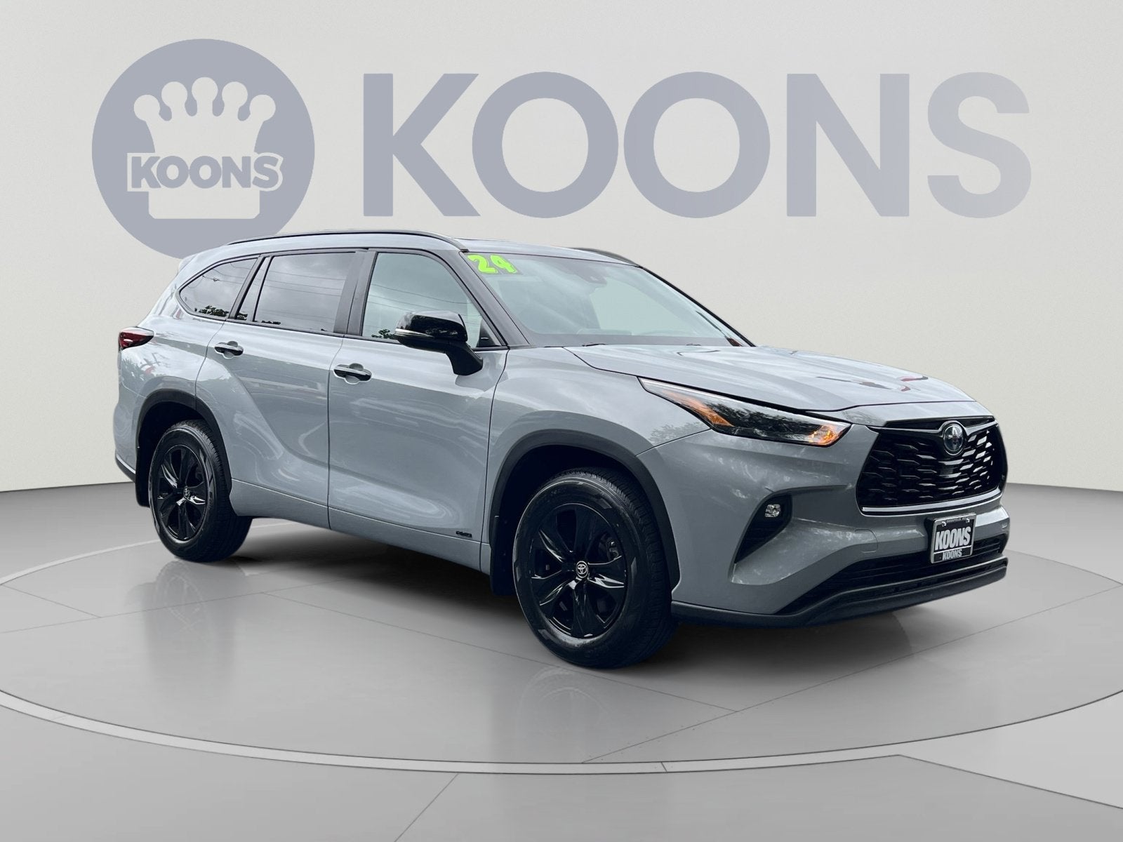 2024 Toyota Highlander Hybrid XLE
