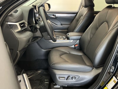 2026 Toyota Highlander Limited