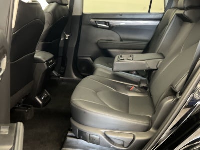 2026 Toyota Highlander Limited