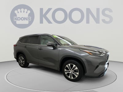 2023 Toyota Highlander XLE