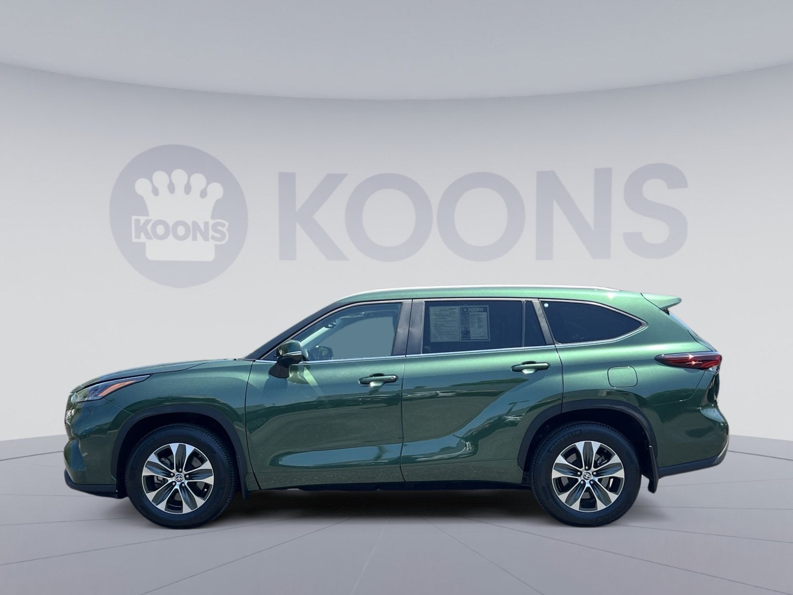 2024 Toyota Highlander XLE