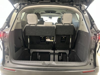 2024 Toyota Sienna LE
