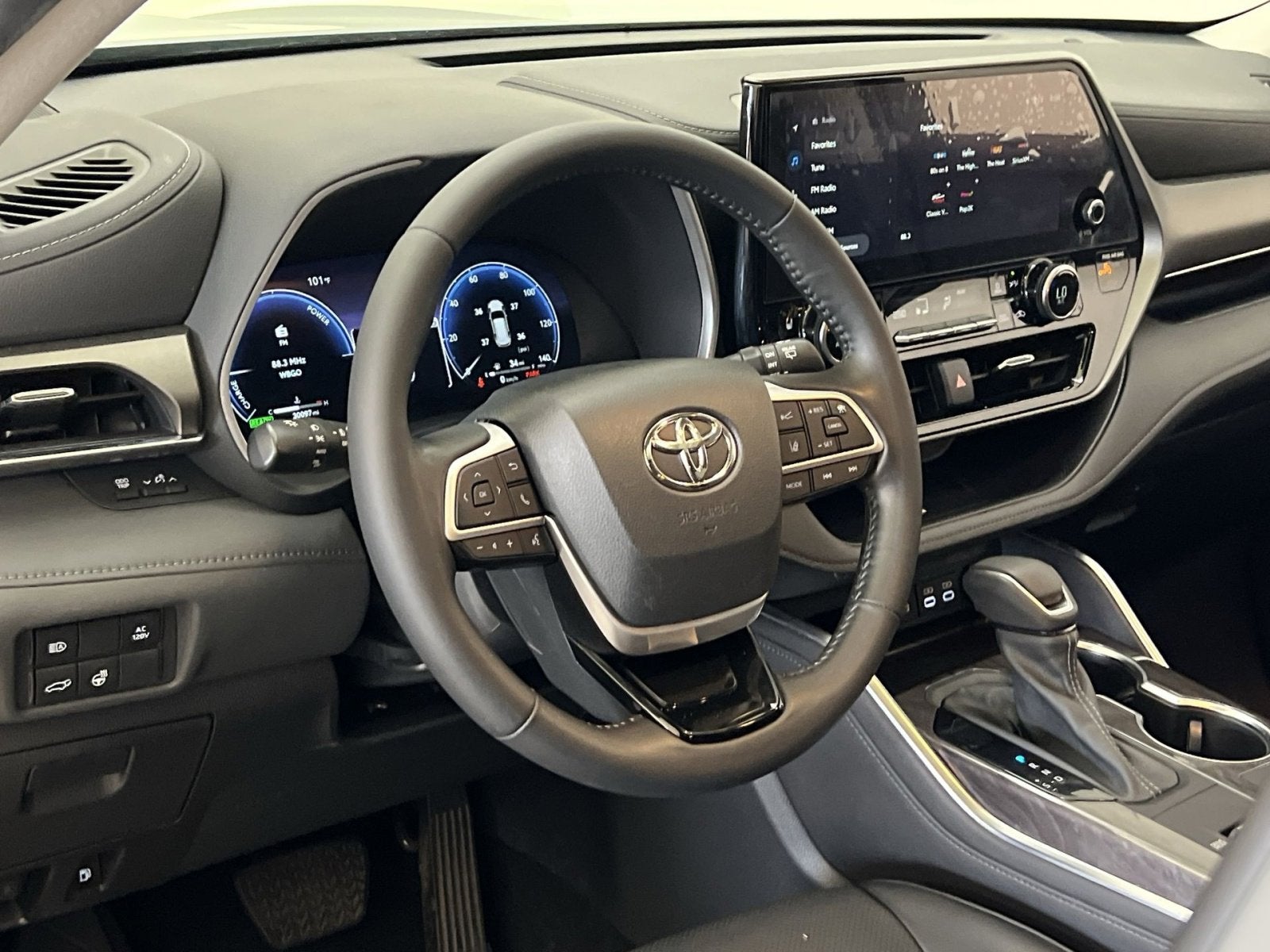 2023 Toyota Highlander Hybrid Limited