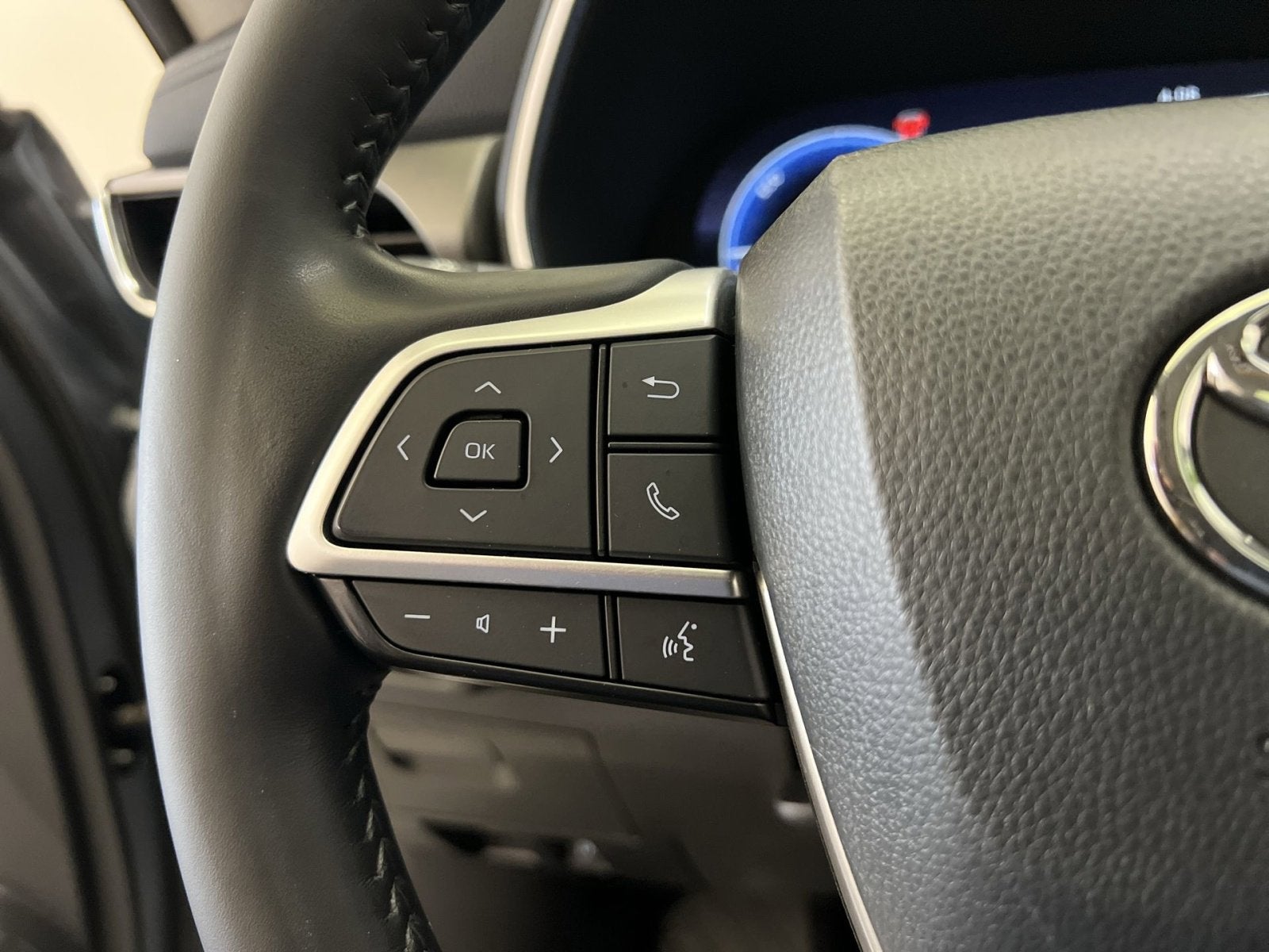 2023 Toyota Highlander Hybrid Limited