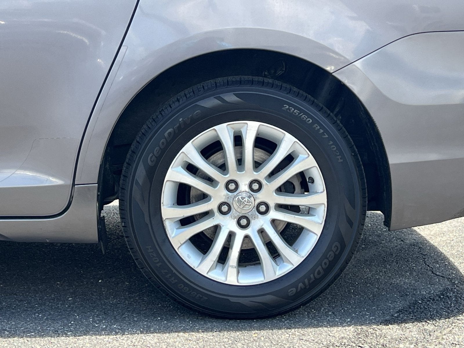2011 Toyota Sienna XLE