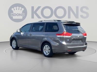 2011 Toyota Sienna XLE
