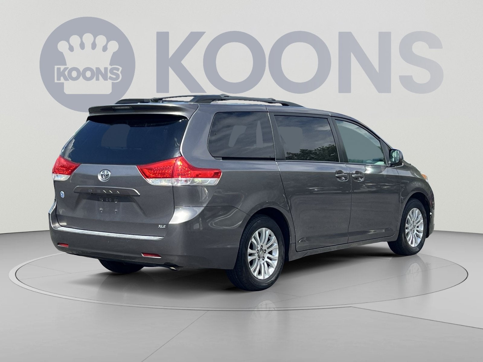 2011 Toyota Sienna XLE