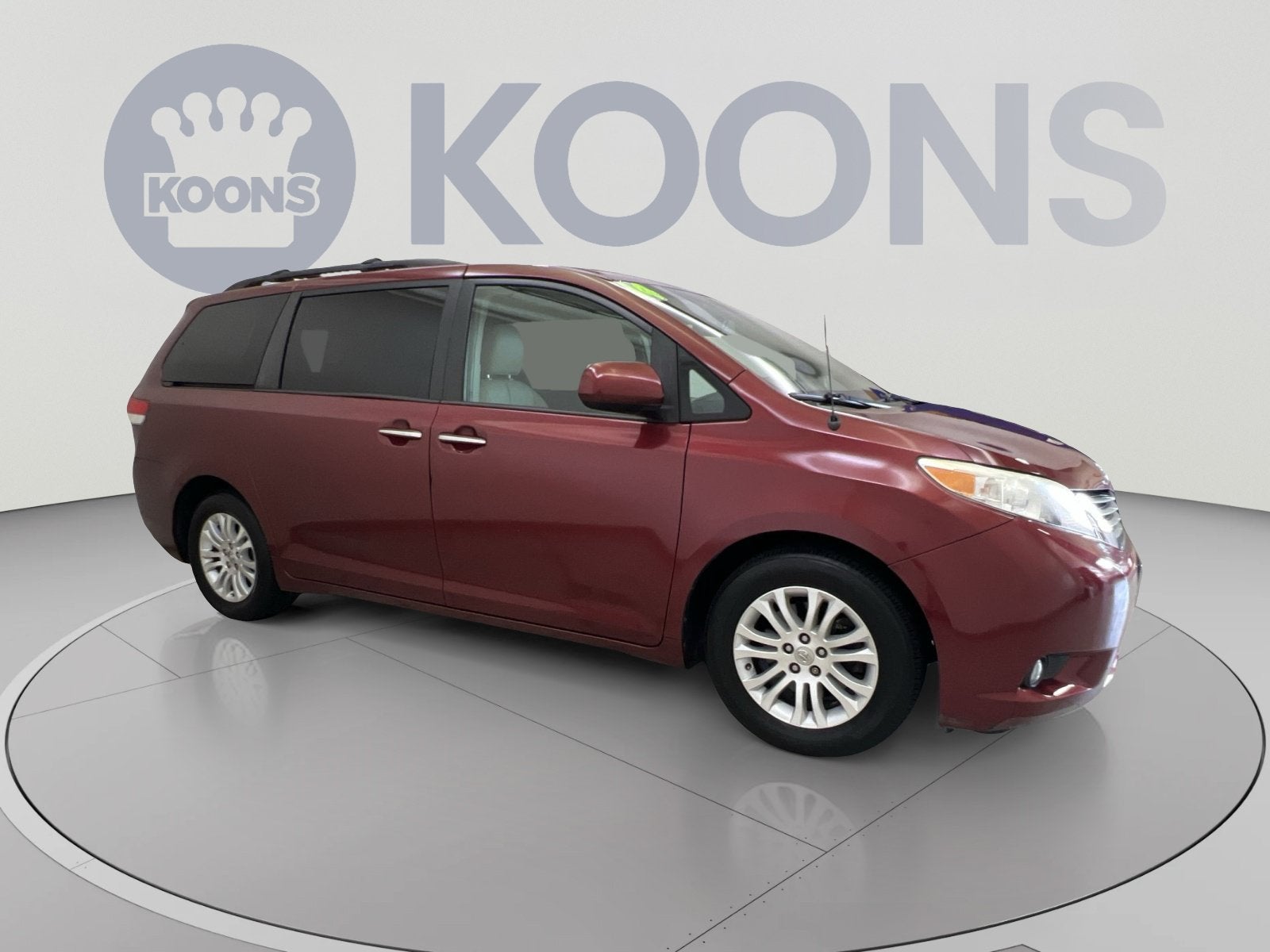 2014 Toyota Sienna XLE