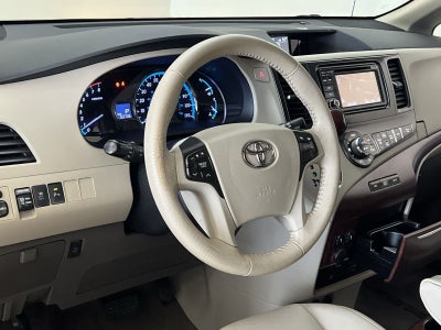 2014 Toyota Sienna XLE