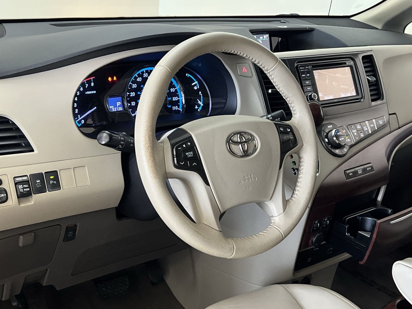 2014 Toyota Sienna XLE