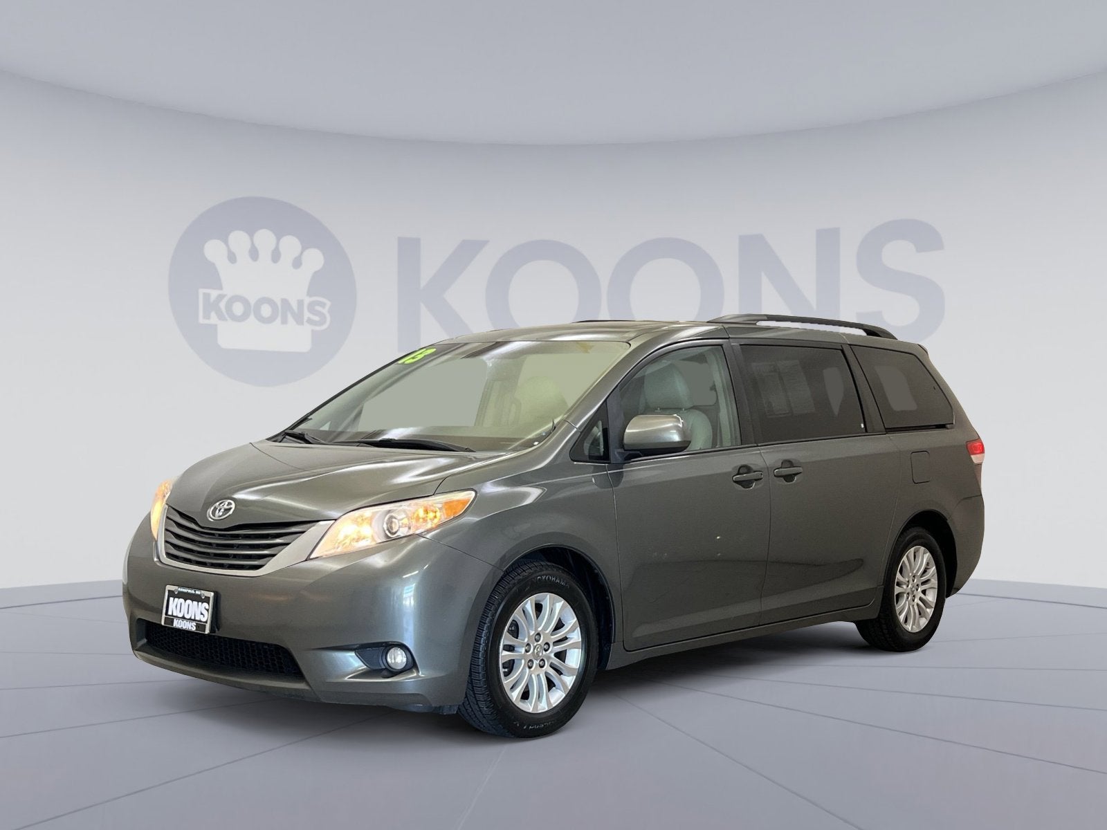 2013 Toyota Sienna XLE