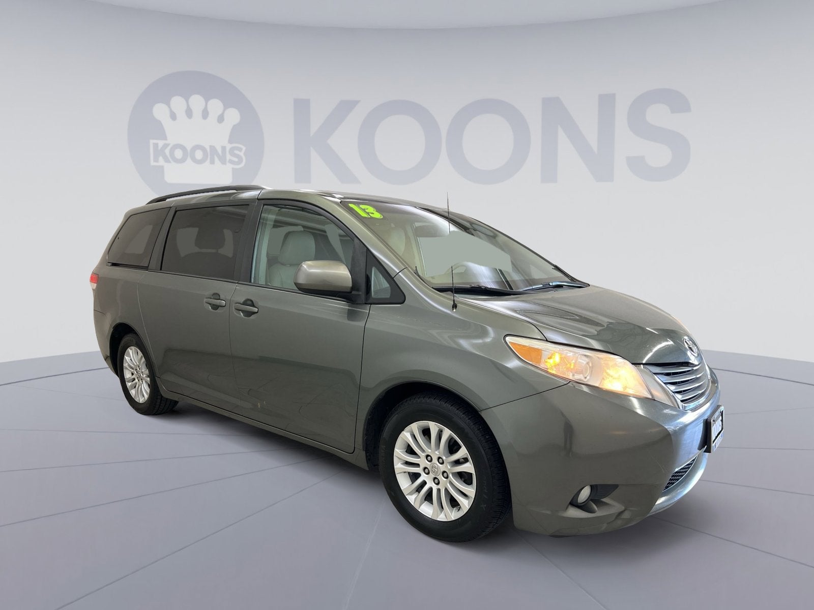 2013 Toyota Sienna XLE