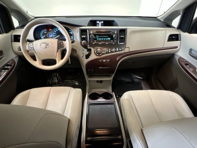 2013 Toyota Sienna XLE