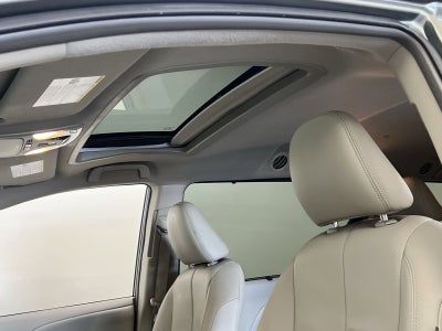 2013 Toyota Sienna XLE