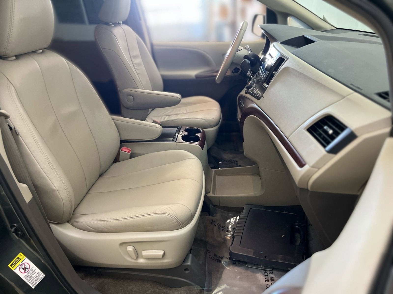 2013 Toyota Sienna XLE