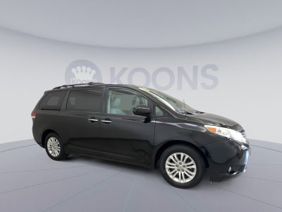 2013 Toyota Sienna XLE