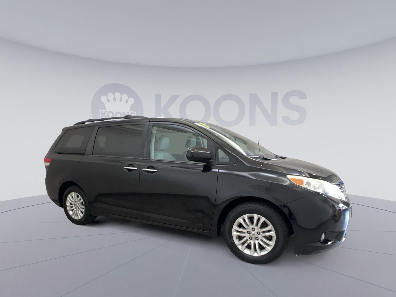 2013 Toyota Sienna XLE