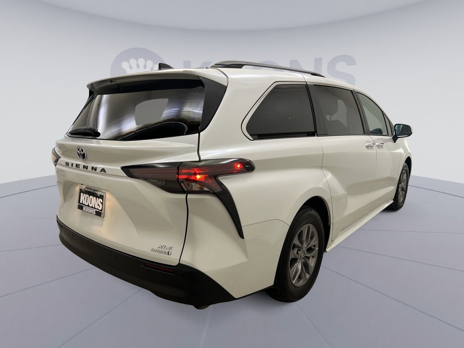 2024 Toyota Sienna XLE