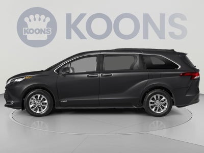 2022 Toyota Sienna XLE